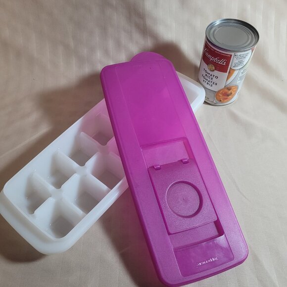 Tupperware Fresh & Pure Ice Cube Tray - Picture 3 of 3